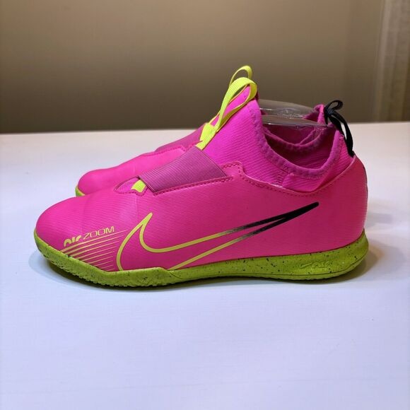 Nike Jr Zoom Vapor 15 Academy IC Neon Pink‎ Soccer Shoes US Size 5.5Y DJ5619-605 - Picture 2 of 10
